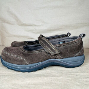 LL Bean Womens 7 1/2 Med Mary Janes Brown Suede Shoes Adjustable Strap Cushioned